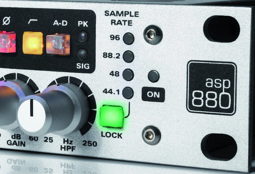 ASP880 sample-rate और external-clock कंट्रोल्स