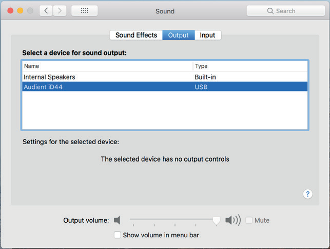 iD44가 선택된 macOS Sound 설정